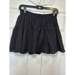 Forever 21 juniors girls pull on black mini skirt‎ size Medium 26"waist Flowy